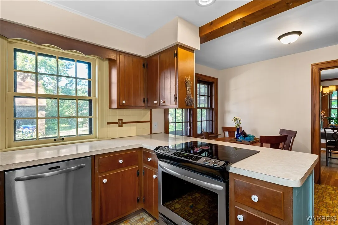 3776 Windover Drive, Hamburg, New York 14075, Hamburg, New York 14075, 3 Bedrooms Bedrooms, 8 Rooms Rooms,1 BathroomBathrooms,Residential,For Sale,3776 Windover Drive, Hamburg, New York 14075,0,B1636604