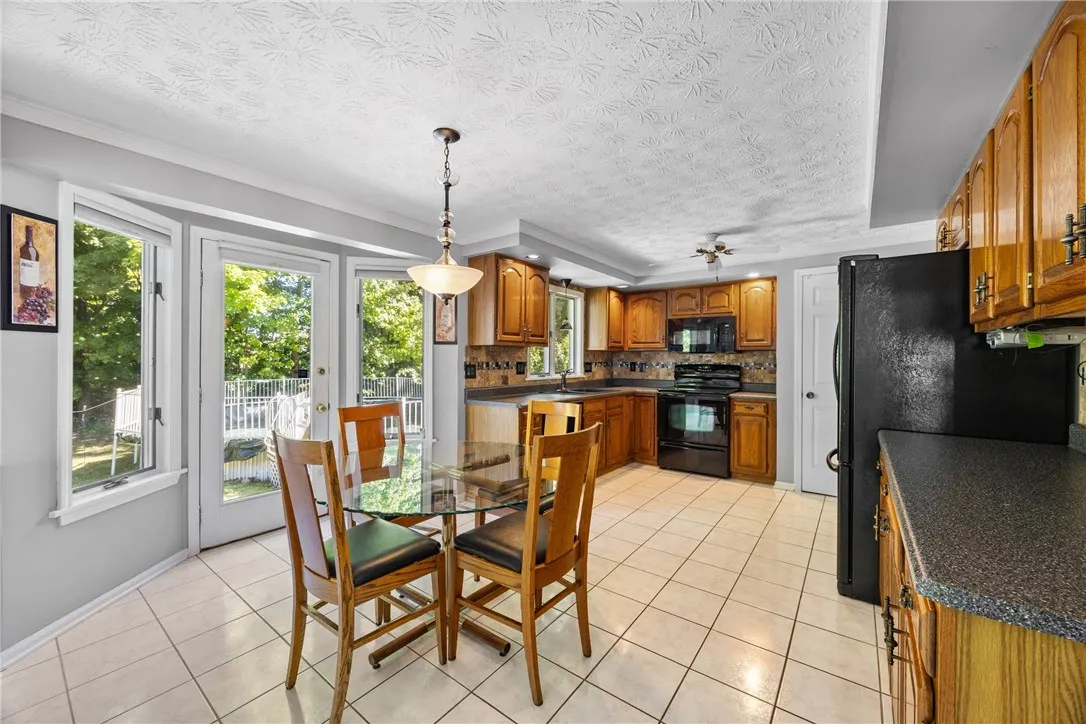 34 La Solis Drive, Greece, New York 14626, Greece, New York 14626, 3 Bedrooms Bedrooms, 7 Rooms Rooms,2 BathroomsBathrooms,Residential,Closed,34 La Solis Drive, Greece, New York 14626,0,R1636464