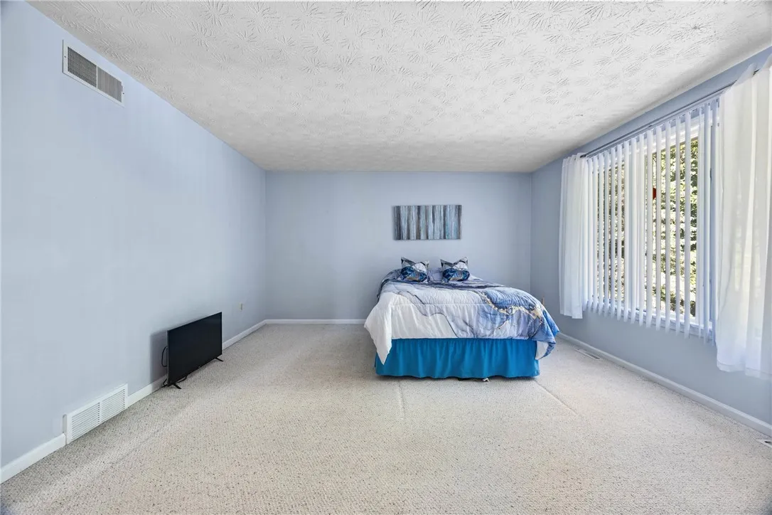 34 La Solis Drive, Greece, New York 14626, Greece, New York 14626, 3 Bedrooms Bedrooms, 7 Rooms Rooms,2 BathroomsBathrooms,Residential,Closed,34 La Solis Drive, Greece, New York 14626,0,R1636464