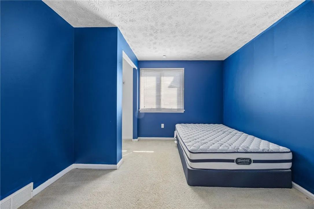 34 La Solis Drive, Greece, New York 14626, Greece, New York 14626, 3 Bedrooms Bedrooms, 7 Rooms Rooms,2 BathroomsBathrooms,Residential,Closed,34 La Solis Drive, Greece, New York 14626,0,R1636464