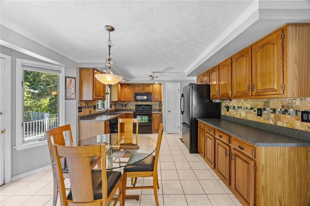 34 La Solis Drive, Greece, New York 14626, Greece, New York 14626, 3 Bedrooms Bedrooms, 7 Rooms Rooms,2 BathroomsBathrooms,Residential,Closed,34 La Solis Drive, Greece, New York 14626,0,R1636464