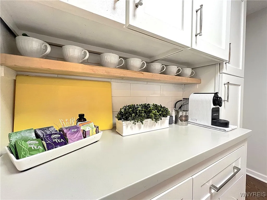 148 Patton Place, Amherst, New York 14221, Amherst, New York 14221, 3 Bedrooms Bedrooms, 7 Rooms Rooms,2 BathroomsBathrooms,Residential,Closed,148 Patton Place, Amherst, New York 14221,0,B1636961