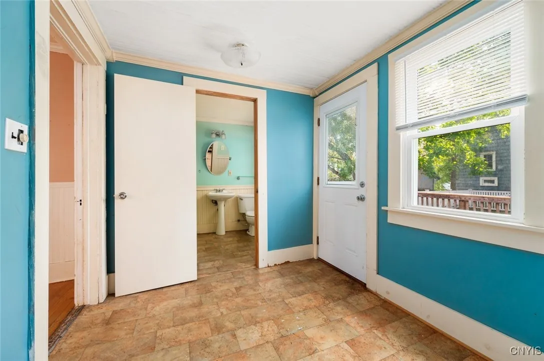 518 Seeley Road, Syracuse, New York 13224, Syracuse, New York 13224, 3 Bedrooms Bedrooms, 10 Rooms Rooms,2 BathroomsBathrooms,Residential,Closed,518 Seeley Road, Syracuse, New York 13224,0,S1636965