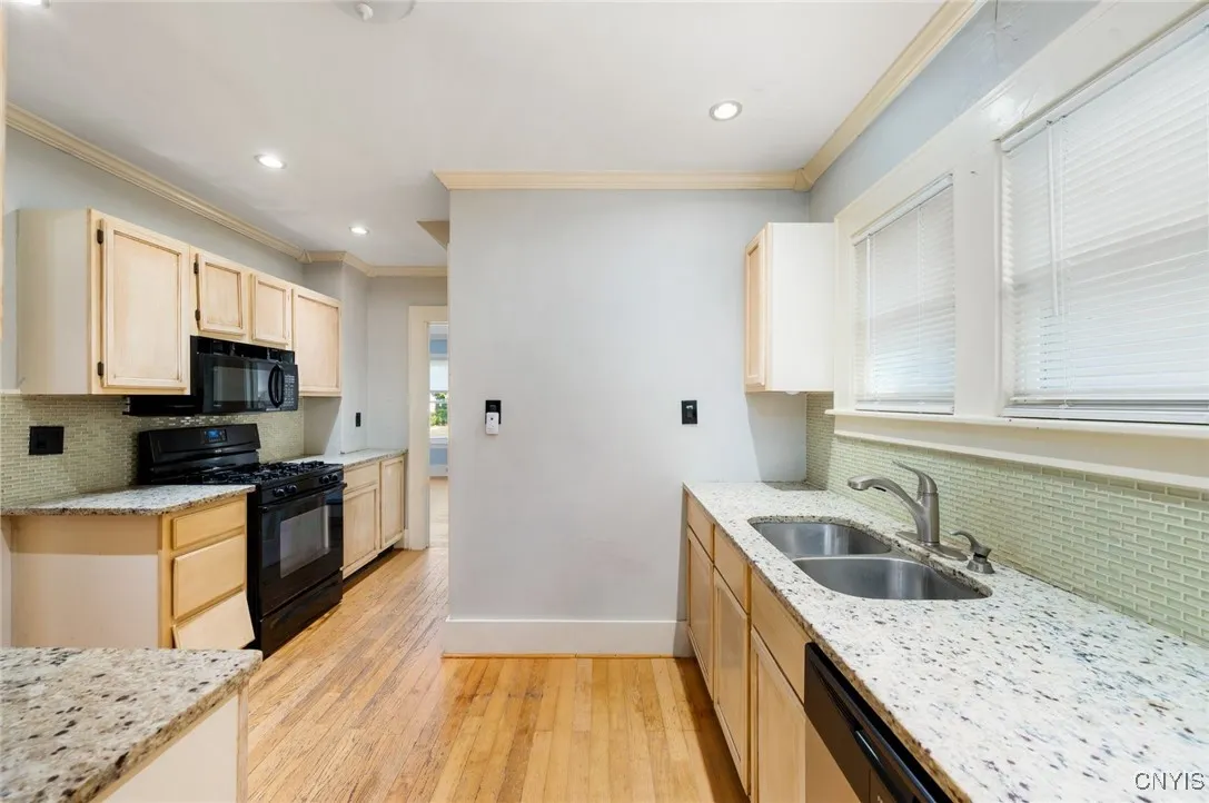 518 Seeley Road, Syracuse, New York 13224, Syracuse, New York 13224, 3 Bedrooms Bedrooms, 10 Rooms Rooms,2 BathroomsBathrooms,Residential,Closed,518 Seeley Road, Syracuse, New York 13224,0,S1636965