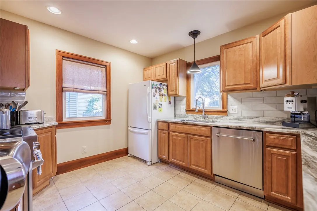 78 Parkside Crescent, Irondequoit, New York 14617, Irondequoit, New York 14617, 3 Bedrooms Bedrooms, 8 Rooms Rooms,1 BathroomBathrooms,Residential,Closed,78 Parkside Crescent, Irondequoit, New York 14617,0,R1634162