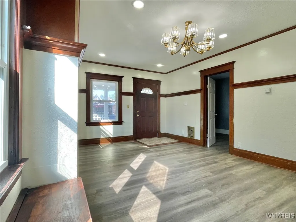 108 Eckhert Street, Buffalo, New York 14207, Buffalo, New York 14207, 5 Bedrooms Bedrooms, ,2 BathroomsBathrooms,Residential,For Sale,108 Eckhert Street, Buffalo, New York 14207,0,B1636480