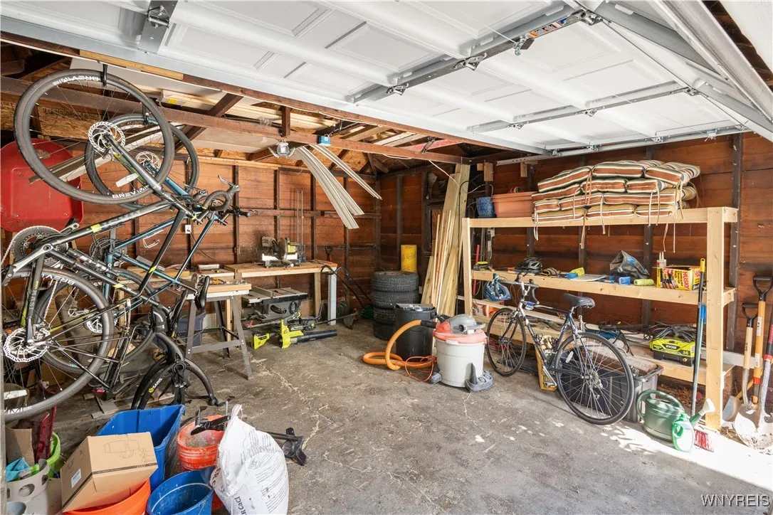 30 Geary Street, Buffalo, New York 14210, Buffalo, New York 14210, 6 Bedrooms Bedrooms, ,2 BathroomsBathrooms,Residential,For Sale,30 Geary Street, Buffalo, New York 14210,0,B1636892