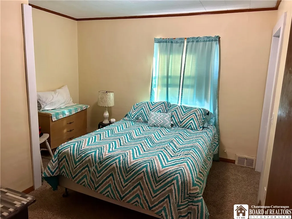 235 Eagle Street, Pomfret, New York 14063, Pomfret, New York 14063, 3 Bedrooms Bedrooms, 9 Rooms Rooms,1 BathroomBathrooms,Residential,For Sale,235 Eagle Street, Pomfret, New York 14063,0,R1636739
