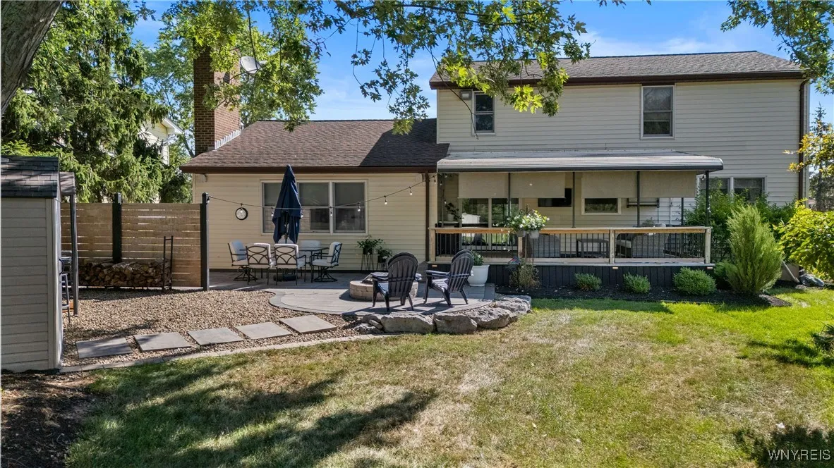 2268 Stony Point Road, Grand Island, New York 1407, Grand Island, New York 14072, 3 Bedrooms Bedrooms, 7 Rooms Rooms,1 BathroomBathrooms,Residential,For Sale,2268 Stony Point Road, Grand Island, New York 1407,0,B1636814
