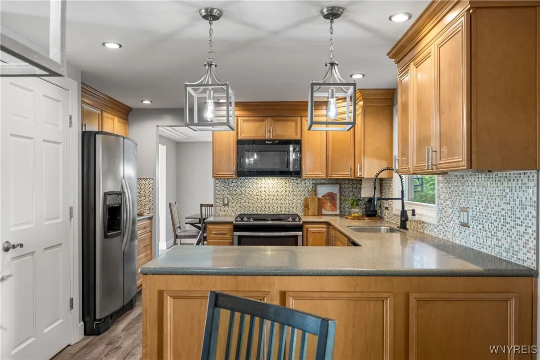 2268 Stony Point Road, Grand Island, New York 1407, Grand Island, New York 14072, 3 Bedrooms Bedrooms, 7 Rooms Rooms,1 BathroomBathrooms,Residential,For Sale,2268 Stony Point Road, Grand Island, New York 1407,0,B1636814