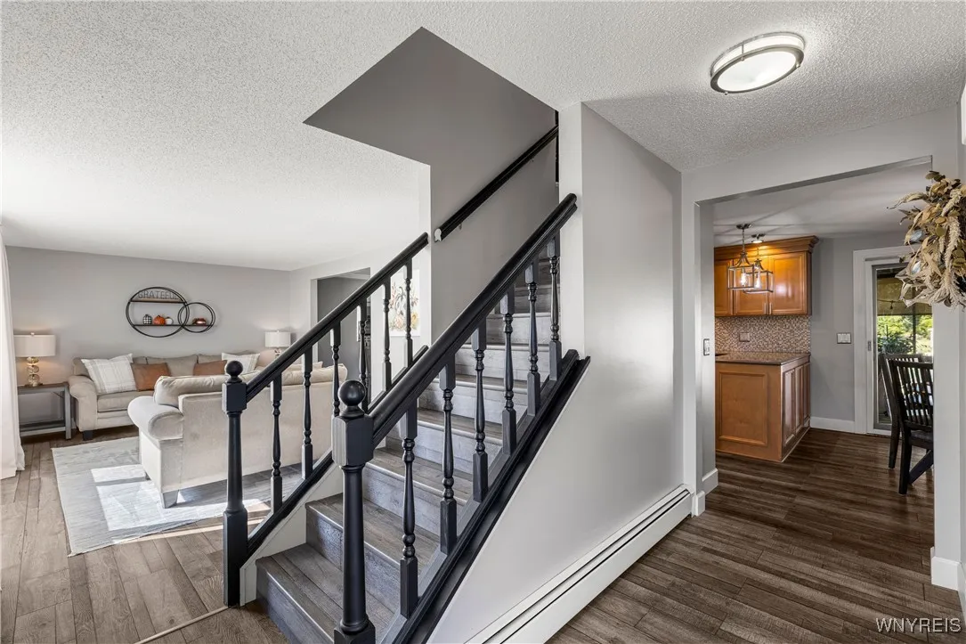 2268 Stony Point Road, Grand Island, New York 1407, Grand Island, New York 14072, 3 Bedrooms Bedrooms, 7 Rooms Rooms,1 BathroomBathrooms,Residential,For Sale,2268 Stony Point Road, Grand Island, New York 1407,0,B1636814