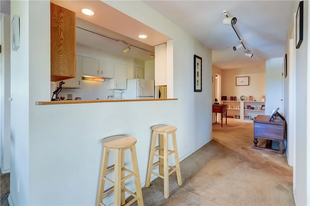 913 Westage At The, Irondequoit, New York 14617, Irondequoit, New York 14617, 2 Bedrooms Bedrooms, 5 Rooms Rooms,1 BathroomBathrooms,Residential,For Sale,913 Westage At The, Irondequoit, New York 14617,0,R1635565