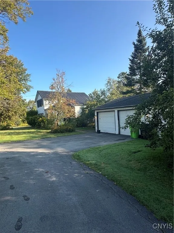 2620 Lake Road, Oneida, New York 13421, Oneida, New York 13421, 2 Bedrooms Bedrooms, 6 Rooms Rooms,1 BathroomBathrooms,Residential,For Sale,2620 Lake Road, Oneida, New York 13421,0,S1637054