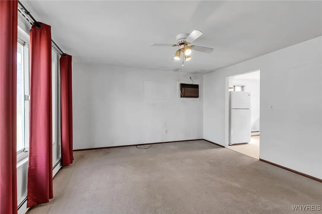 91 Jasmine Avenue, West Seneca, New York 14224, West Seneca, New York 14224, 4 Bedrooms Bedrooms, ,2 BathroomsBathrooms,Residential,For Sale,91 Jasmine Avenue, West Seneca, New York 14224,0,B1629967