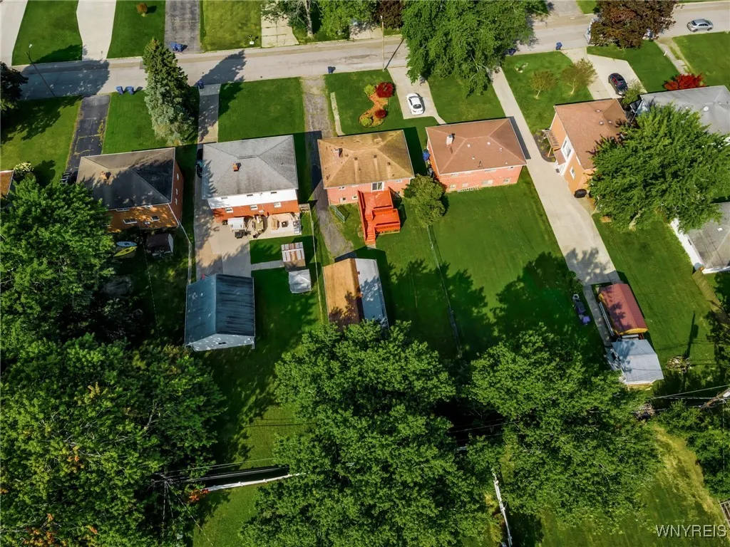 91 Jasmine Avenue, West Seneca, New York 14224, West Seneca, New York 14224, 4 Bedrooms Bedrooms, ,2 BathroomsBathrooms,Residential,For Sale,91 Jasmine Avenue, West Seneca, New York 14224,0,B1629967