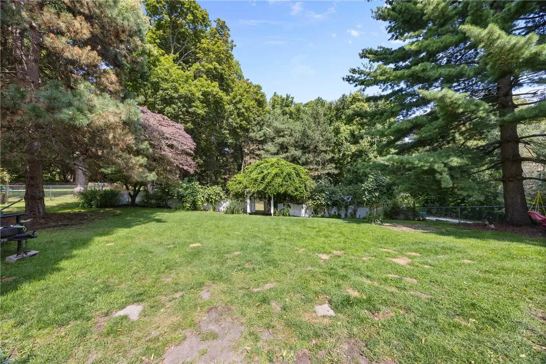 318 Thomas Avenue, Irondequoit, New York 14617, Irondequoit, New York 14617, 3 Bedrooms Bedrooms, 8 Rooms Rooms,1 BathroomBathrooms,Residential,Closed,318 Thomas Avenue, Irondequoit, New York 14617,0,R1636751