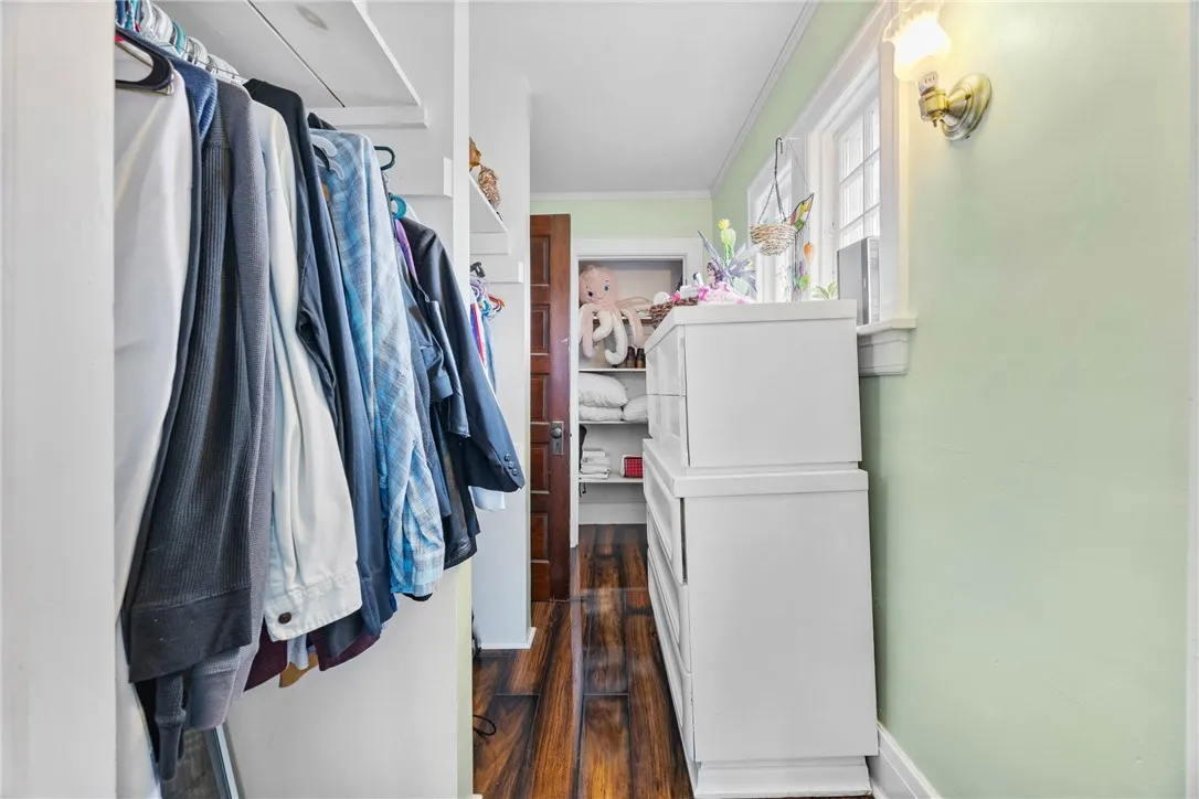 318 Thomas Avenue, Irondequoit, New York 14617, Irondequoit, New York 14617, 3 Bedrooms Bedrooms, 8 Rooms Rooms,1 BathroomBathrooms,Residential,Closed,318 Thomas Avenue, Irondequoit, New York 14617,0,R1636751