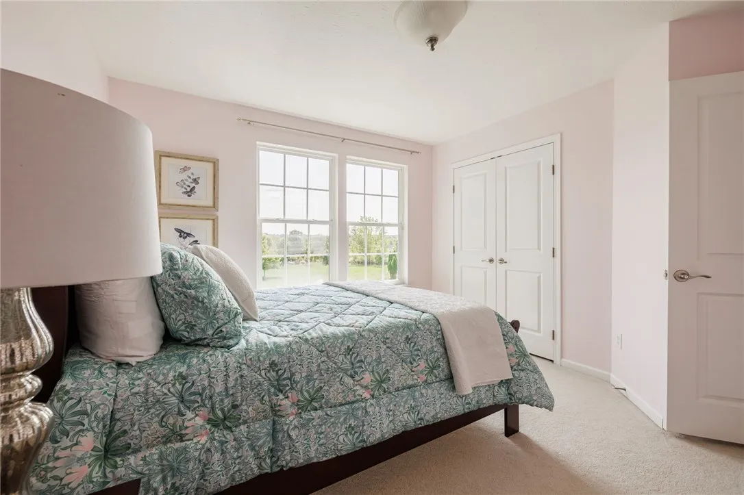 81 Woodgreen Drive, Pittsford, New York 14534, Pittsford, New York 14534, 4 Bedrooms Bedrooms, 8 Rooms Rooms,2 BathroomsBathrooms,Residential,Closed,81 Woodgreen Drive, Pittsford, New York 14534,0,R1633922