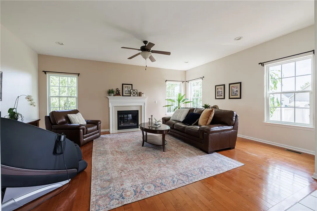 81 Woodgreen Drive, Pittsford, New York 14534, Pittsford, New York 14534, 4 Bedrooms Bedrooms, 8 Rooms Rooms,2 BathroomsBathrooms,Residential,Closed,81 Woodgreen Drive, Pittsford, New York 14534,0,R1633922