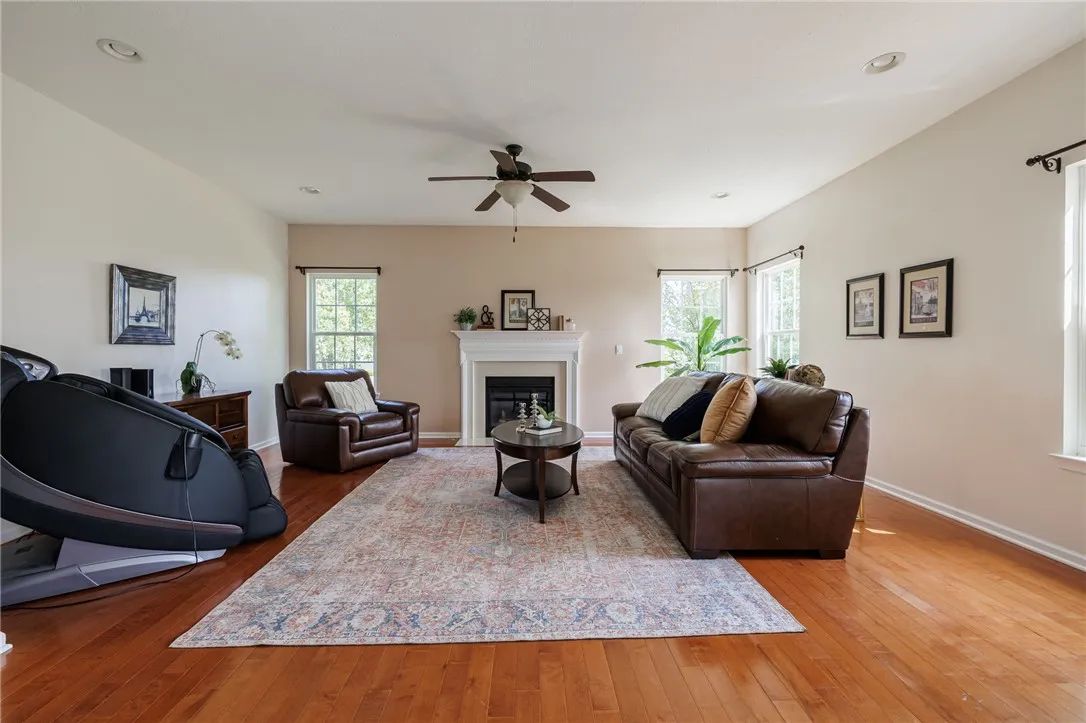 81 Woodgreen Drive, Pittsford, New York 14534, Pittsford, New York 14534, 4 Bedrooms Bedrooms, 8 Rooms Rooms,2 BathroomsBathrooms,Residential,Closed,81 Woodgreen Drive, Pittsford, New York 14534,0,R1633922