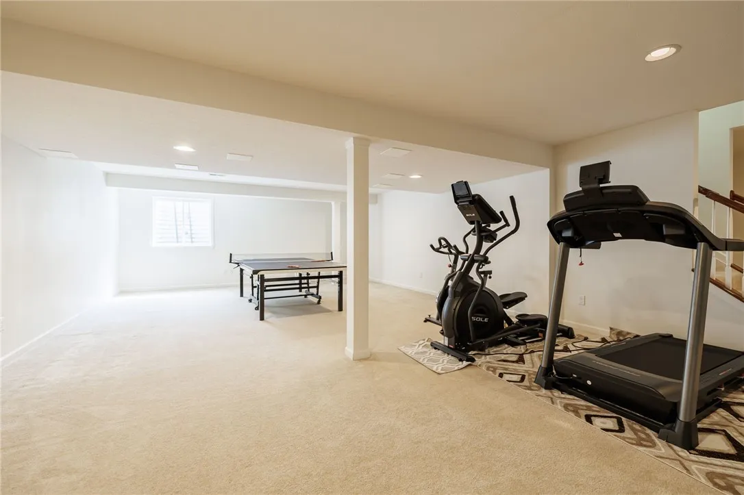 81 Woodgreen Drive, Pittsford, New York 14534, Pittsford, New York 14534, 4 Bedrooms Bedrooms, 8 Rooms Rooms,2 BathroomsBathrooms,Residential,Closed,81 Woodgreen Drive, Pittsford, New York 14534,0,R1633922