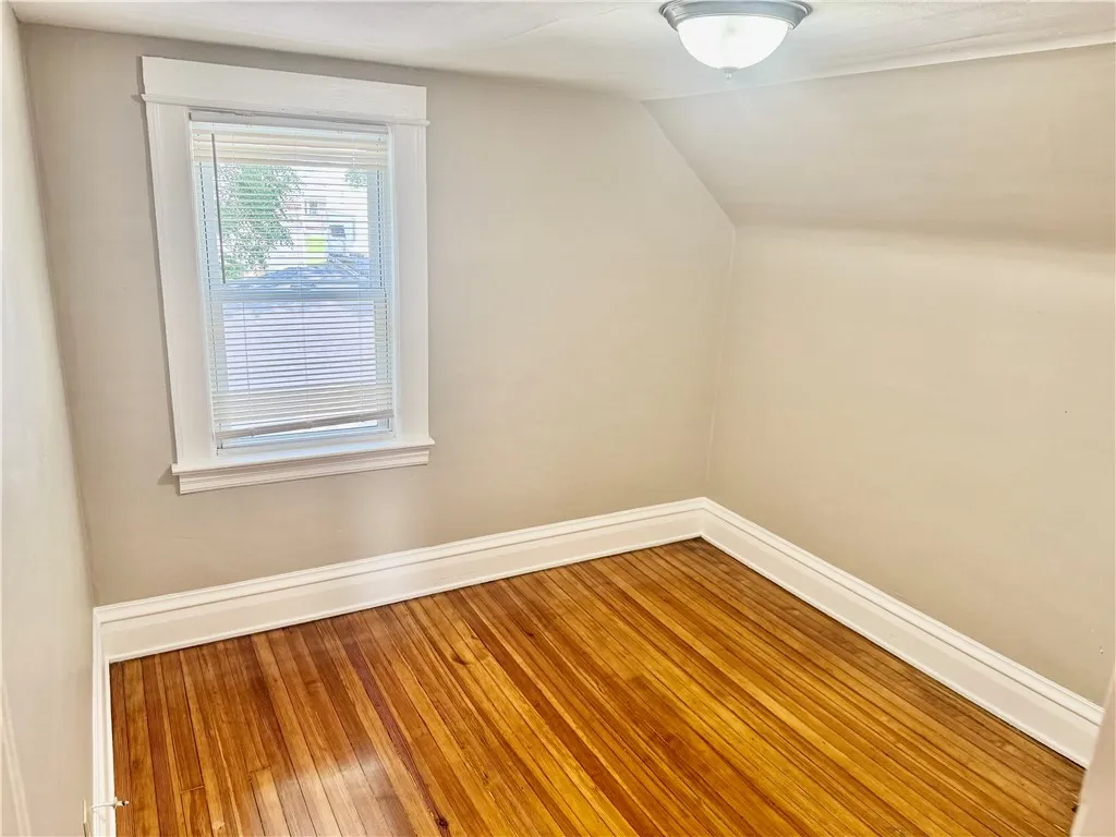 86 Villa Street, Rochester, New York 14606, Rochester, New York 14606, 3 Bedrooms Bedrooms, 6 Rooms Rooms,1 BathroomBathrooms,Residential,Closed,86 Villa Street, Rochester, New York 14606,0,R1637076