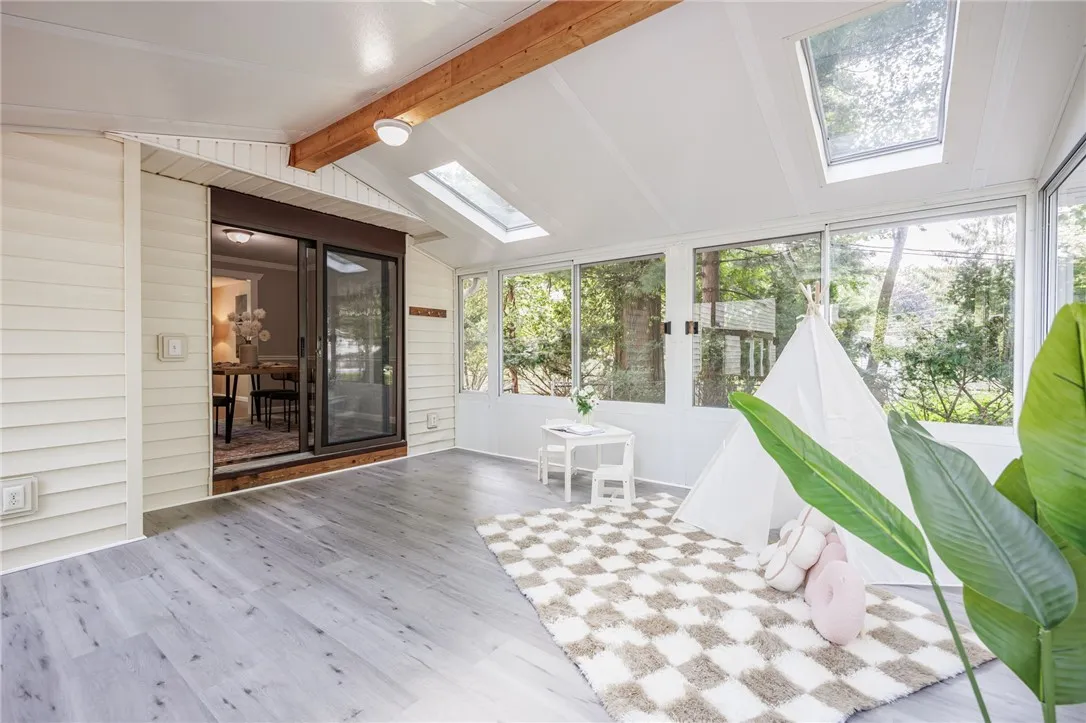 11 Log Cabin Circle, Perinton, New York 14450, Perinton, New York 14450, 5 Bedrooms Bedrooms, 9 Rooms Rooms,2 BathroomsBathrooms,Residential,Closed,11 Log Cabin Circle, Perinton, New York 14450,0,R1636782