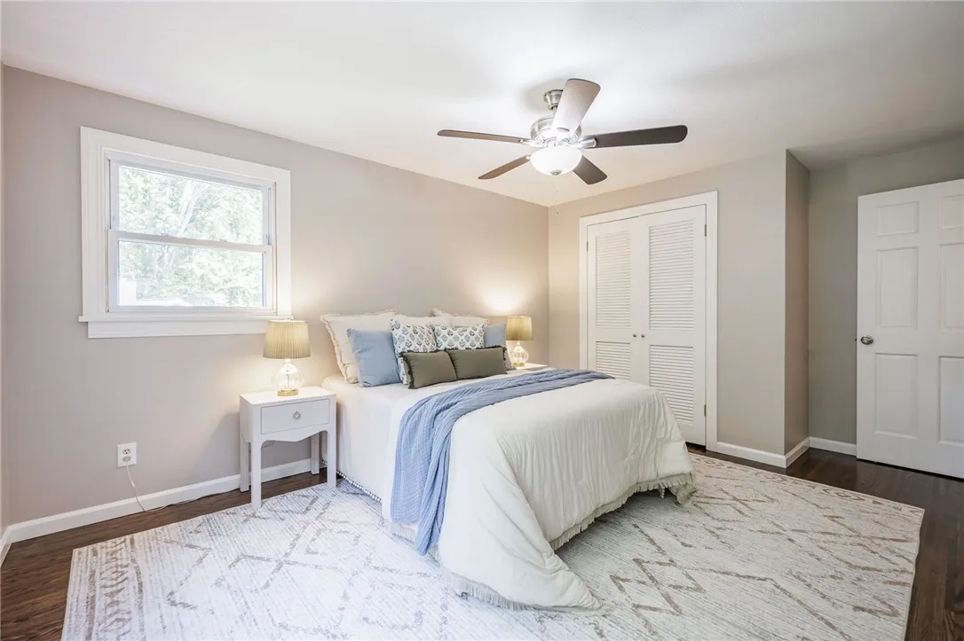 11 Log Cabin Circle, Perinton, New York 14450, Perinton, New York 14450, 5 Bedrooms Bedrooms, 9 Rooms Rooms,2 BathroomsBathrooms,Residential,Closed,11 Log Cabin Circle, Perinton, New York 14450,0,R1636782