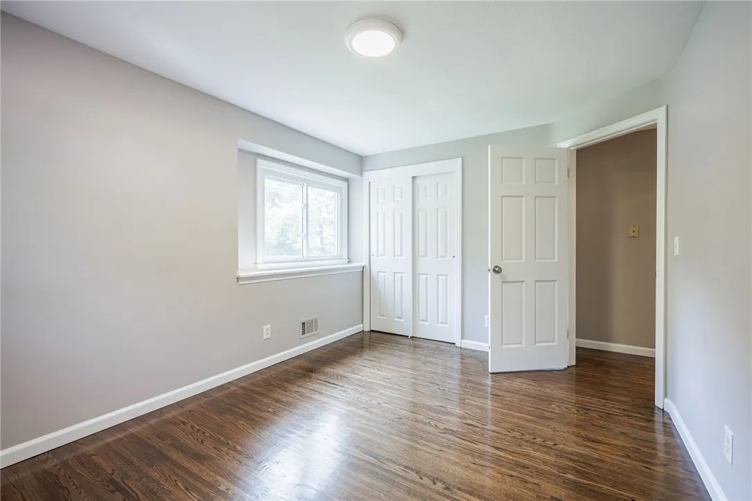 11 Log Cabin Circle, Perinton, New York 14450, Perinton, New York 14450, 5 Bedrooms Bedrooms, 9 Rooms Rooms,2 BathroomsBathrooms,Residential,Closed,11 Log Cabin Circle, Perinton, New York 14450,0,R1636782