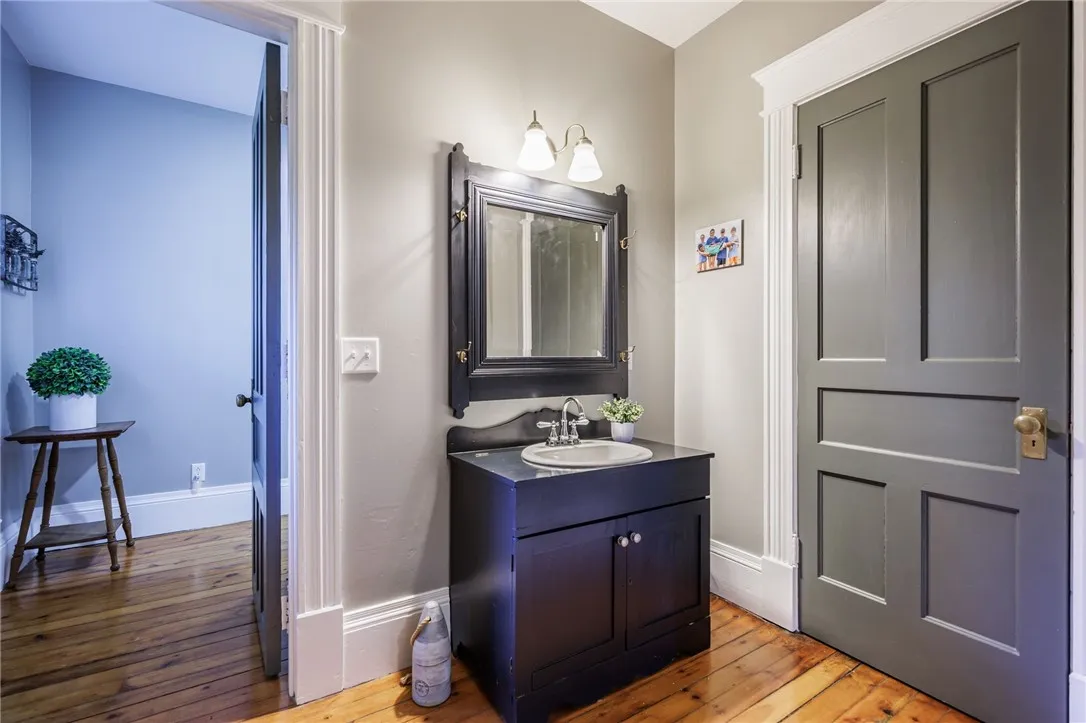 55 Fort Hill Avenue, Canandaigua City, New York 14, Canandaigua City, New York 14424, 4 Bedrooms Bedrooms, 10 Rooms Rooms,2 BathroomsBathrooms,Residential,Closed,55 Fort Hill Avenue, Canandaigua City, New York 14,0,R1635815