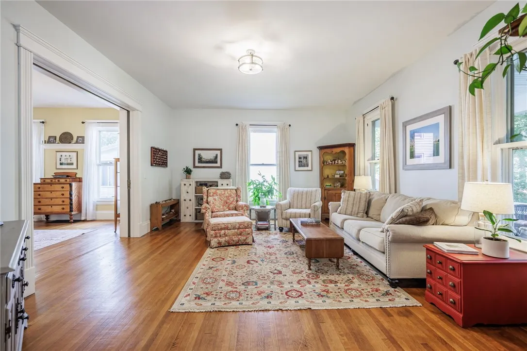 55 Fort Hill Avenue, Canandaigua City, New York 14, Canandaigua City, New York 14424, 4 Bedrooms Bedrooms, 10 Rooms Rooms,2 BathroomsBathrooms,Residential,Closed,55 Fort Hill Avenue, Canandaigua City, New York 14,0,R1635815