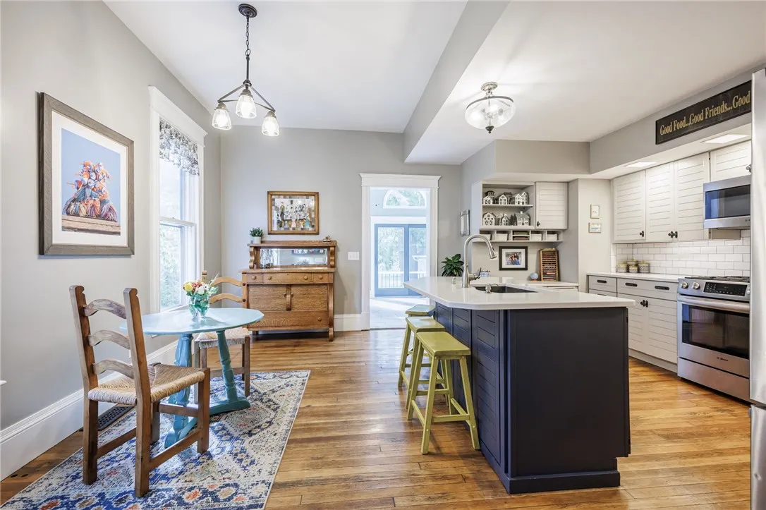 55 Fort Hill Avenue, Canandaigua City, New York 14, Canandaigua City, New York 14424, 4 Bedrooms Bedrooms, 10 Rooms Rooms,2 BathroomsBathrooms,Residential,Closed,55 Fort Hill Avenue, Canandaigua City, New York 14,0,R1635815