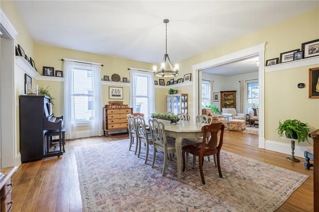 55 Fort Hill Avenue, Canandaigua City, New York 14, Canandaigua City, New York 14424, 4 Bedrooms Bedrooms, 10 Rooms Rooms,2 BathroomsBathrooms,Residential,Closed,55 Fort Hill Avenue, Canandaigua City, New York 14,0,R1635815