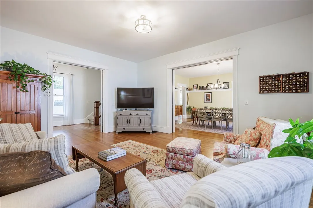 55 Fort Hill Avenue, Canandaigua City, New York 14, Canandaigua City, New York 14424, 4 Bedrooms Bedrooms, 10 Rooms Rooms,2 BathroomsBathrooms,Residential,Closed,55 Fort Hill Avenue, Canandaigua City, New York 14,0,R1635815