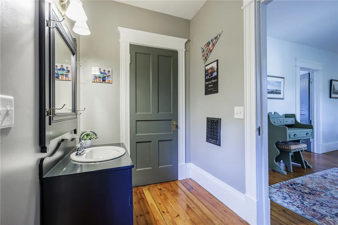 55 Fort Hill Avenue, Canandaigua City, New York 14, Canandaigua City, New York 14424, 4 Bedrooms Bedrooms, 10 Rooms Rooms,2 BathroomsBathrooms,Residential,Closed,55 Fort Hill Avenue, Canandaigua City, New York 14,0,R1635815