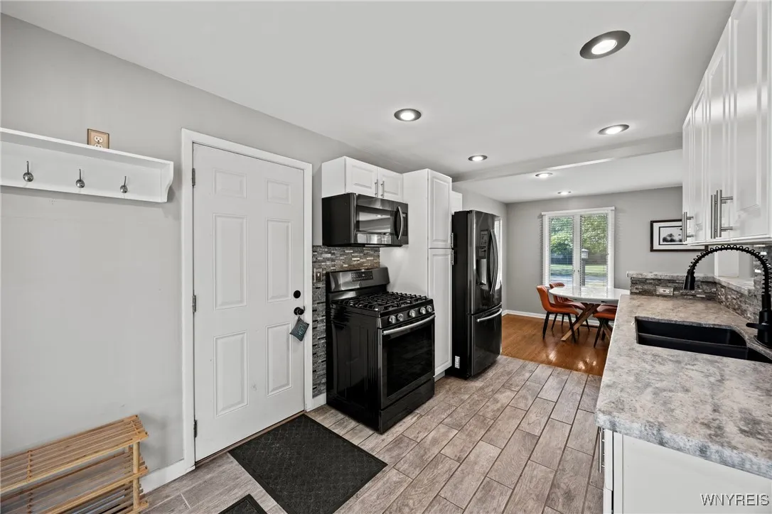 75 Sedgemoor Court, Amherst, New York 14221, Amherst, New York 14221, 3 Bedrooms Bedrooms, 5 Rooms Rooms,1 BathroomBathrooms,Residential,For Sale,75 Sedgemoor Court, Amherst, New York 14221,0,B1637058