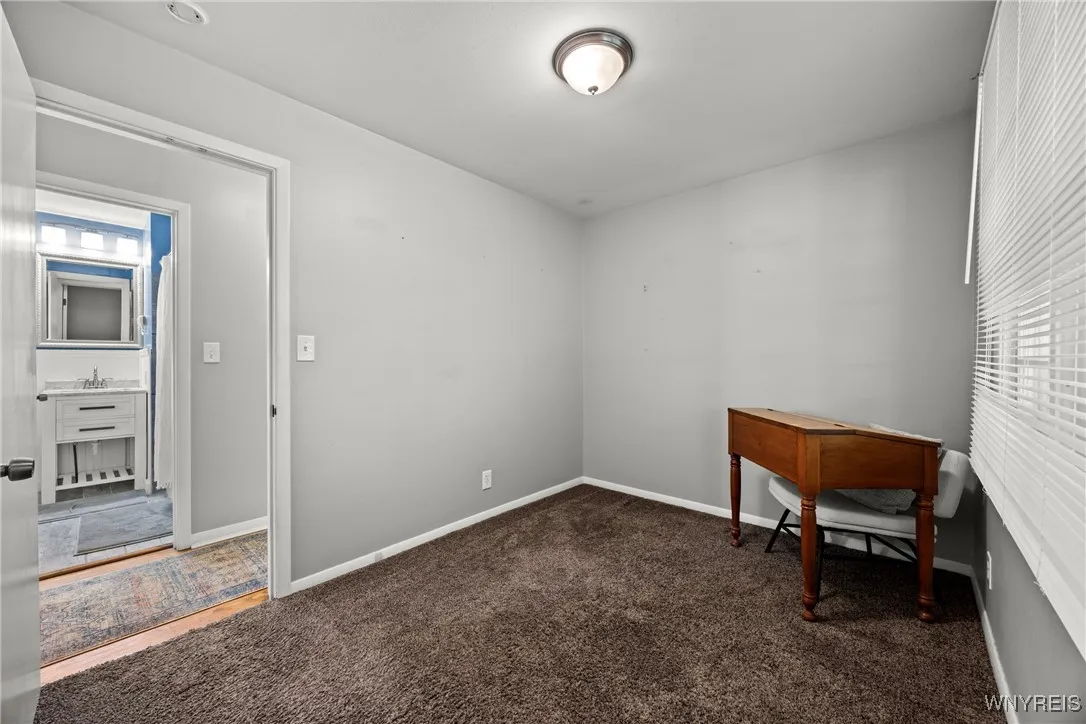 75 Sedgemoor Court, Amherst, New York 14221, Amherst, New York 14221, 3 Bedrooms Bedrooms, 5 Rooms Rooms,1 BathroomBathrooms,Residential,For Sale,75 Sedgemoor Court, Amherst, New York 14221,0,B1637058