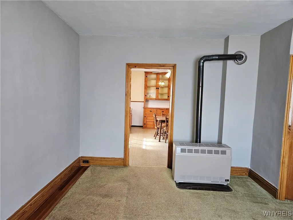 204 Cable Street, Buffalo, New York 14206, Buffalo, New York 14206, 5 Bedrooms Bedrooms, ,2 BathroomsBathrooms,Residential,Closed,204 Cable Street, Buffalo, New York 14206,0,B1637004