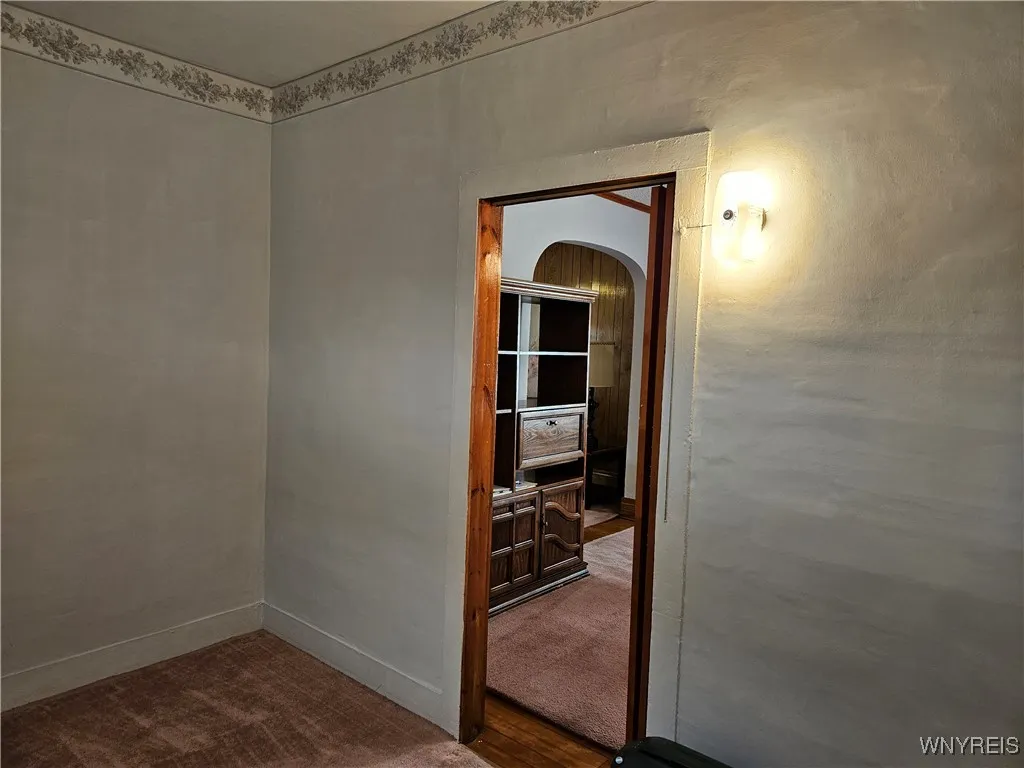 204 Cable Street, Buffalo, New York 14206, Buffalo, New York 14206, 5 Bedrooms Bedrooms, ,2 BathroomsBathrooms,Residential,Closed,204 Cable Street, Buffalo, New York 14206,0,B1637004