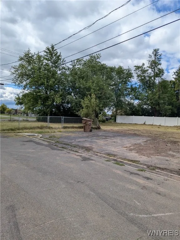 2 Drake Drive, Cheektowaga, New York 14225, Cheektowaga, New York 14225, ,Land,Closed,2 Drake Drive, Cheektowaga, New York 14225,0,B1633259