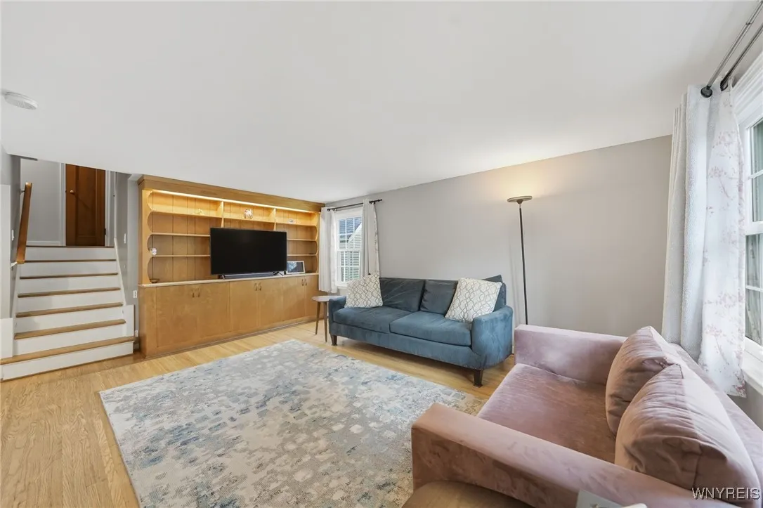 375 Walton Drive, Amherst, New York 14226, Amherst, New York 14226, 3 Bedrooms Bedrooms, 6 Rooms Rooms,1 BathroomBathrooms,Residential,For Sale,375 Walton Drive, Amherst, New York 14226,0,B1637133