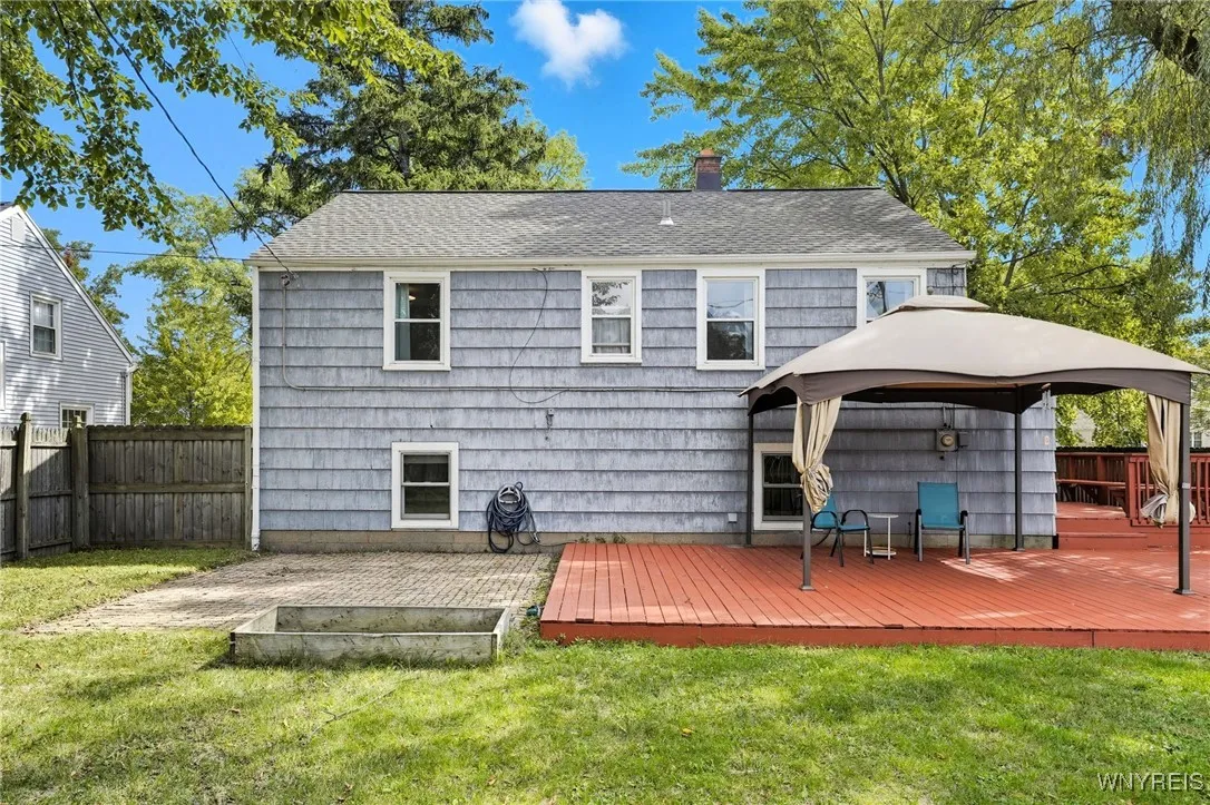 375 Walton Drive, Amherst, New York 14226, Amherst, New York 14226, 3 Bedrooms Bedrooms, 6 Rooms Rooms,1 BathroomBathrooms,Residential,For Sale,375 Walton Drive, Amherst, New York 14226,0,B1637133