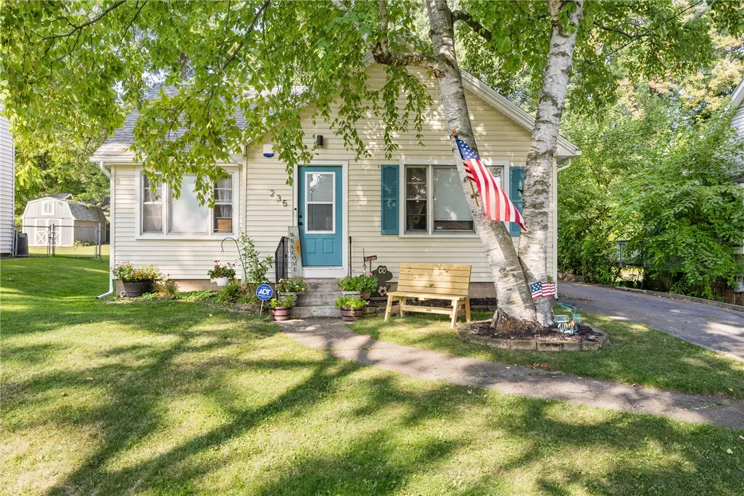 235 Eugene Street, Gates, New York 14606, Gates, New York 14606, 4 Bedrooms Bedrooms, 10 Rooms Rooms,2 BathroomsBathrooms,Residential,Closed,235 Eugene Street, Gates, New York 14606,0,R1636836