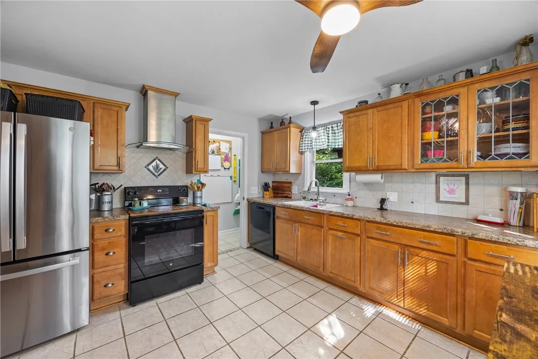 235 Eugene Street, Gates, New York 14606, Gates, New York 14606, 4 Bedrooms Bedrooms, 10 Rooms Rooms,2 BathroomsBathrooms,Residential,Closed,235 Eugene Street, Gates, New York 14606,0,R1636836