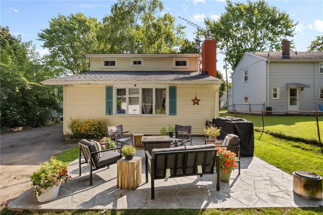 235 Eugene Street, Gates, New York 14606, Gates, New York 14606, 4 Bedrooms Bedrooms, 10 Rooms Rooms,2 BathroomsBathrooms,Residential,Closed,235 Eugene Street, Gates, New York 14606,0,R1636836