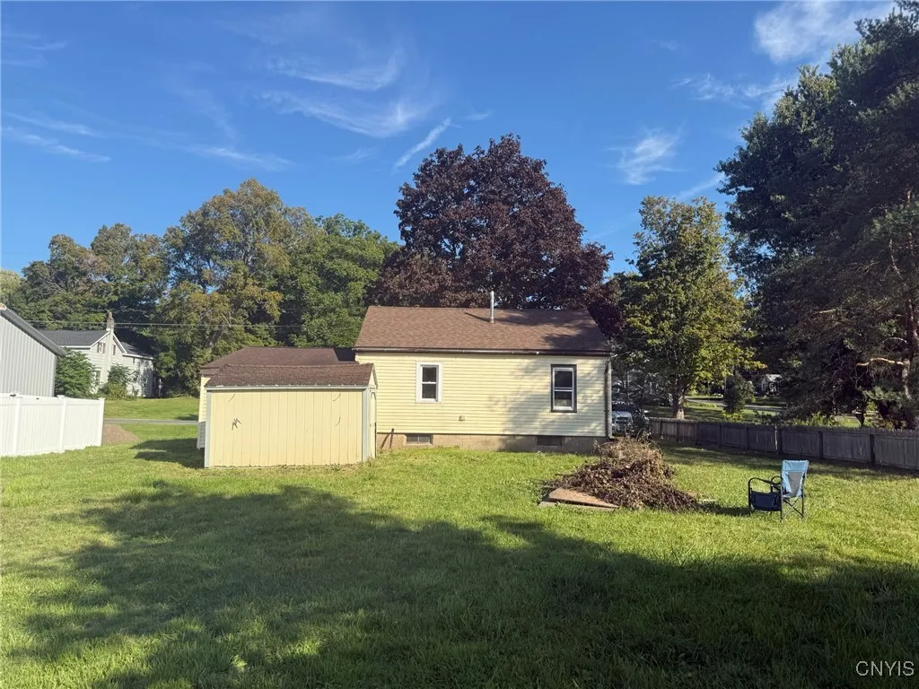 115 Lock Street, Schroeppel, New York 13135, Schroeppel, New York 13135, 2 Bedrooms Bedrooms, 3 Rooms Rooms,1 BathroomBathrooms,Residential,Closed,115 Lock Street, Schroeppel, New York 13135,0,S1633492
