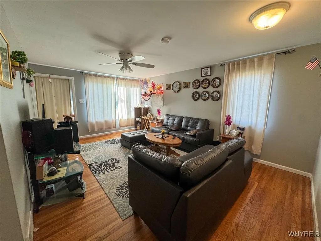 10 Geary Street, Buffalo, New York 14210, Buffalo, New York 14210, 3 Bedrooms Bedrooms, 5 Rooms Rooms,1 BathroomBathrooms,Residential,For Sale,10 Geary Street, Buffalo, New York 14210,0,B1635306
