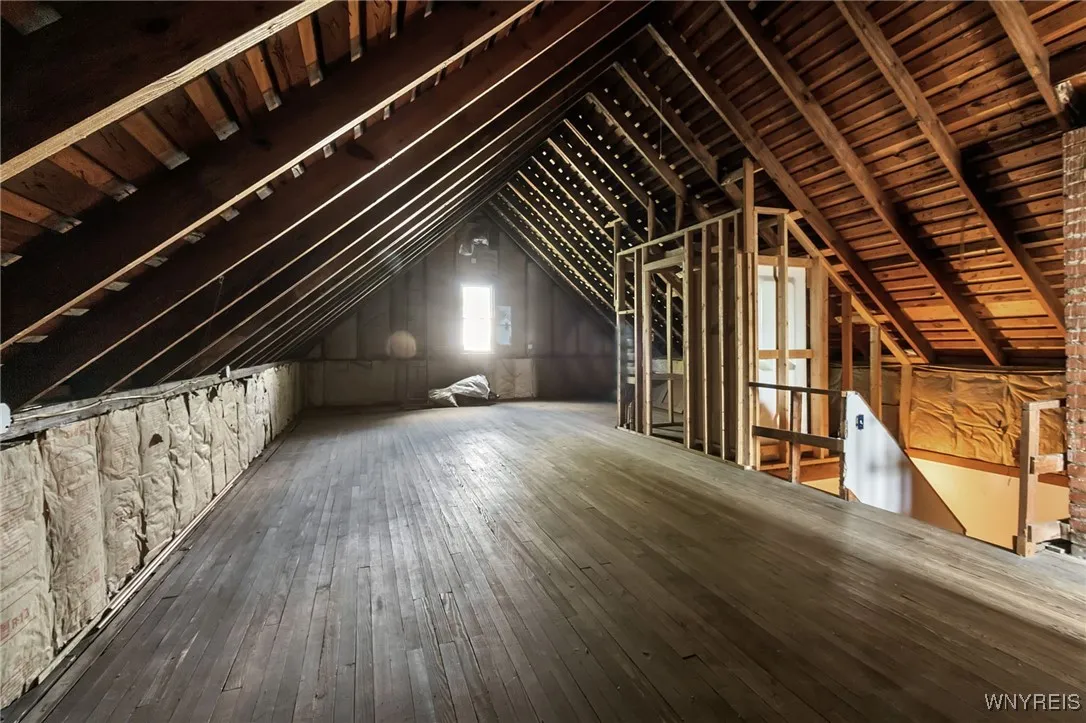 324 Esser Avenue, Buffalo, New York 14207, Buffalo, New York 14207, 3 Bedrooms Bedrooms, 7 Rooms Rooms,1 BathroomBathrooms,Residential,Closed,324 Esser Avenue, Buffalo, New York 14207,0,B1636276