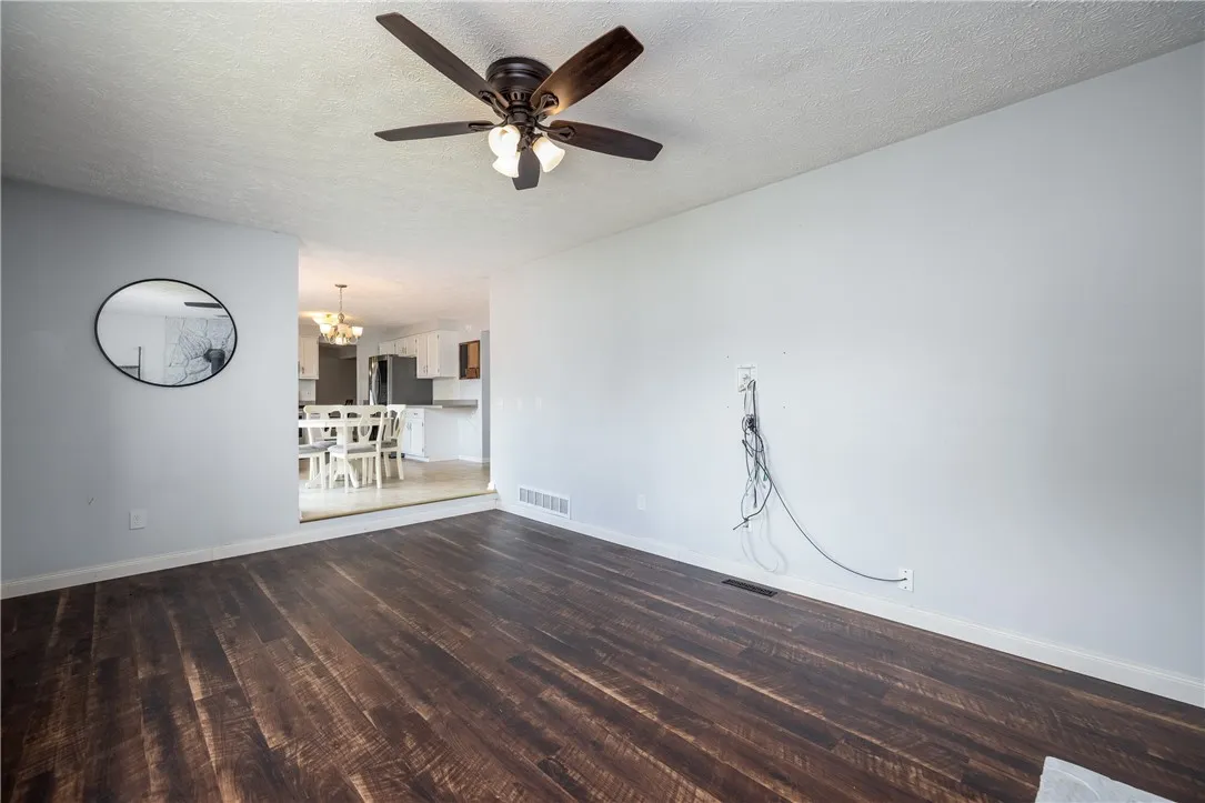 462 Crosby Lane, Greece, New York 14612, Greece, New York 14612, 3 Bedrooms Bedrooms, 7 Rooms Rooms,1 BathroomBathrooms,Residential,Closed,462 Crosby Lane, Greece, New York 14612,0,R1633588