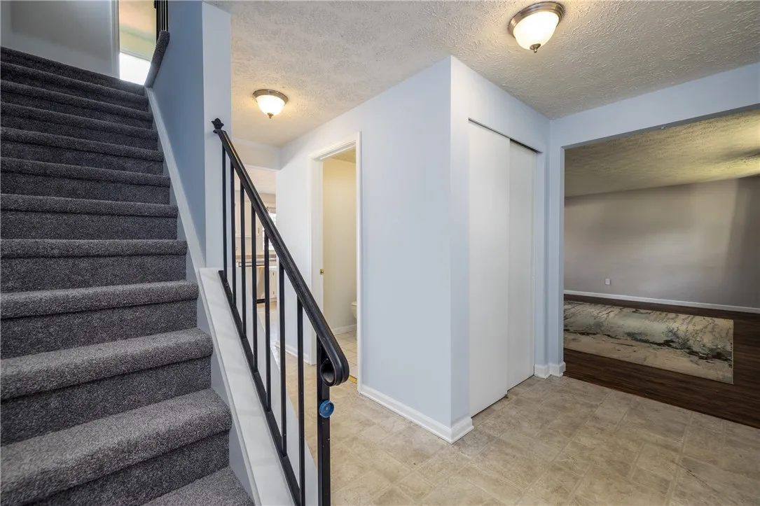 462 Crosby Lane, Greece, New York 14612, Greece, New York 14612, 3 Bedrooms Bedrooms, 7 Rooms Rooms,1 BathroomBathrooms,Residential,Closed,462 Crosby Lane, Greece, New York 14612,0,R1633588